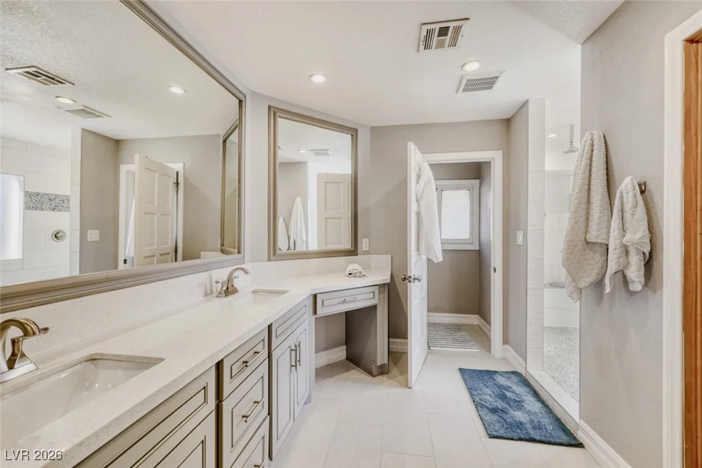 7607 Boca Raton, Las Vegas, NV 89113