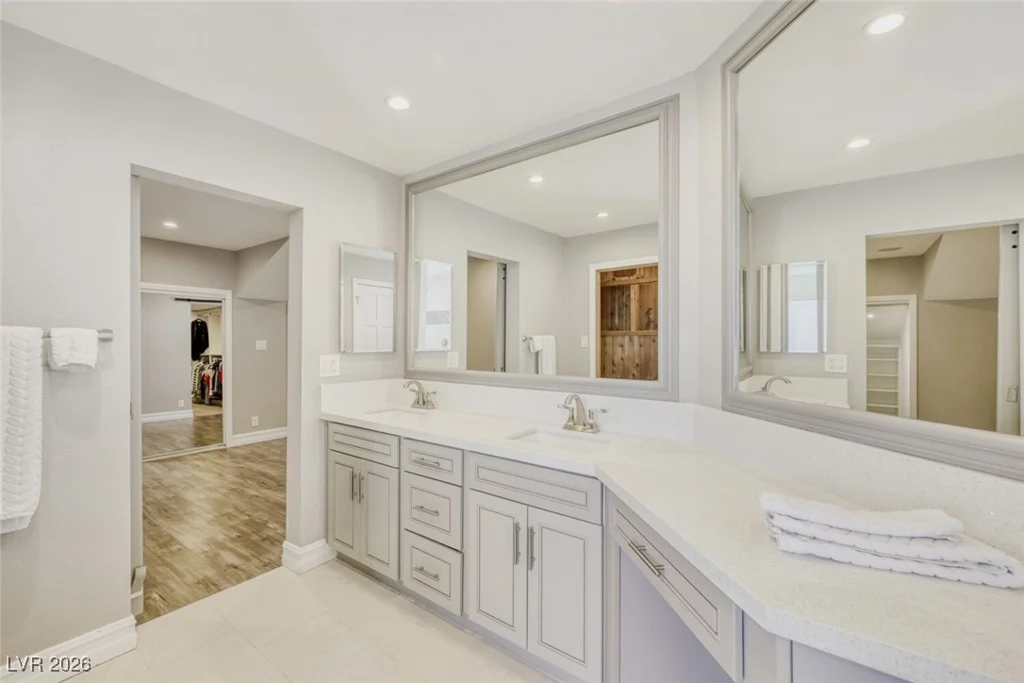 7607 Boca Raton, Las Vegas, NV 89113