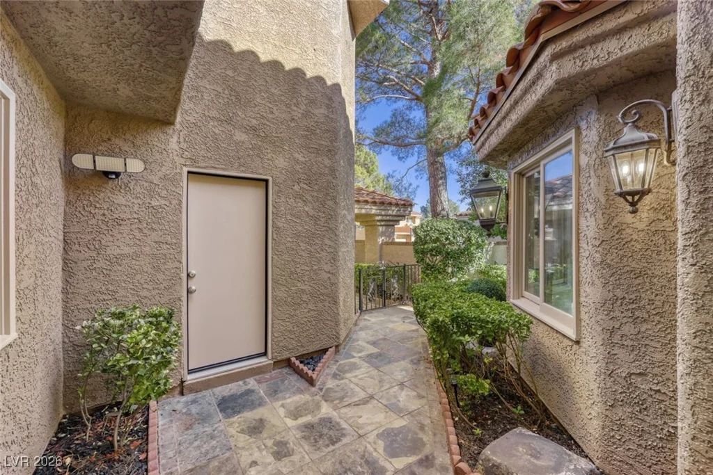 7607 Boca Raton, Las Vegas, NV 89113