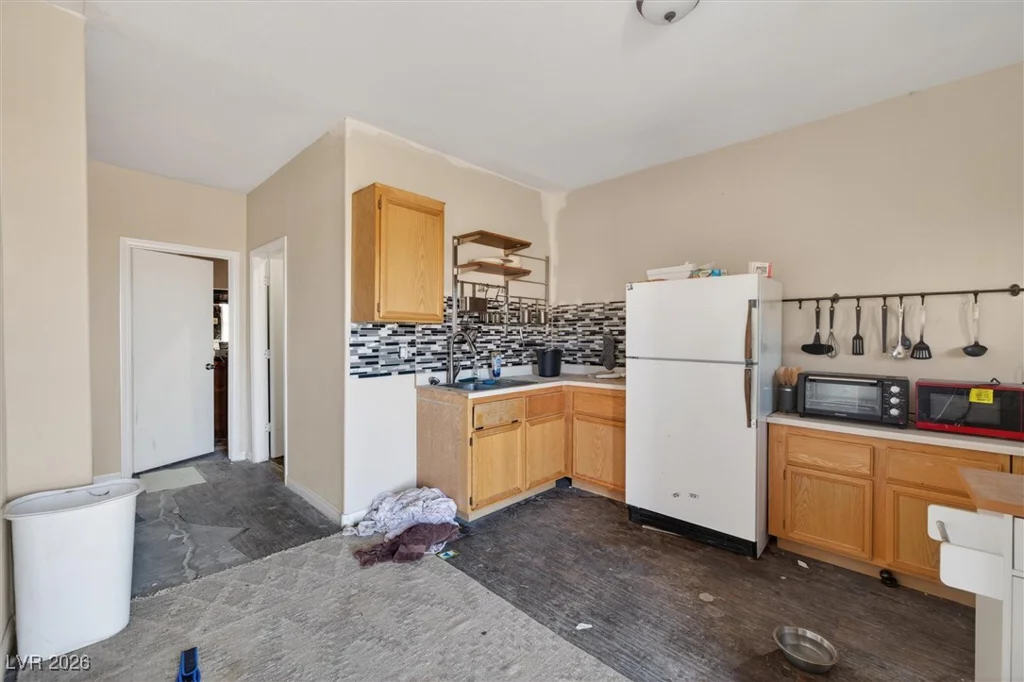821 Happy, Pahrump, NV 89048