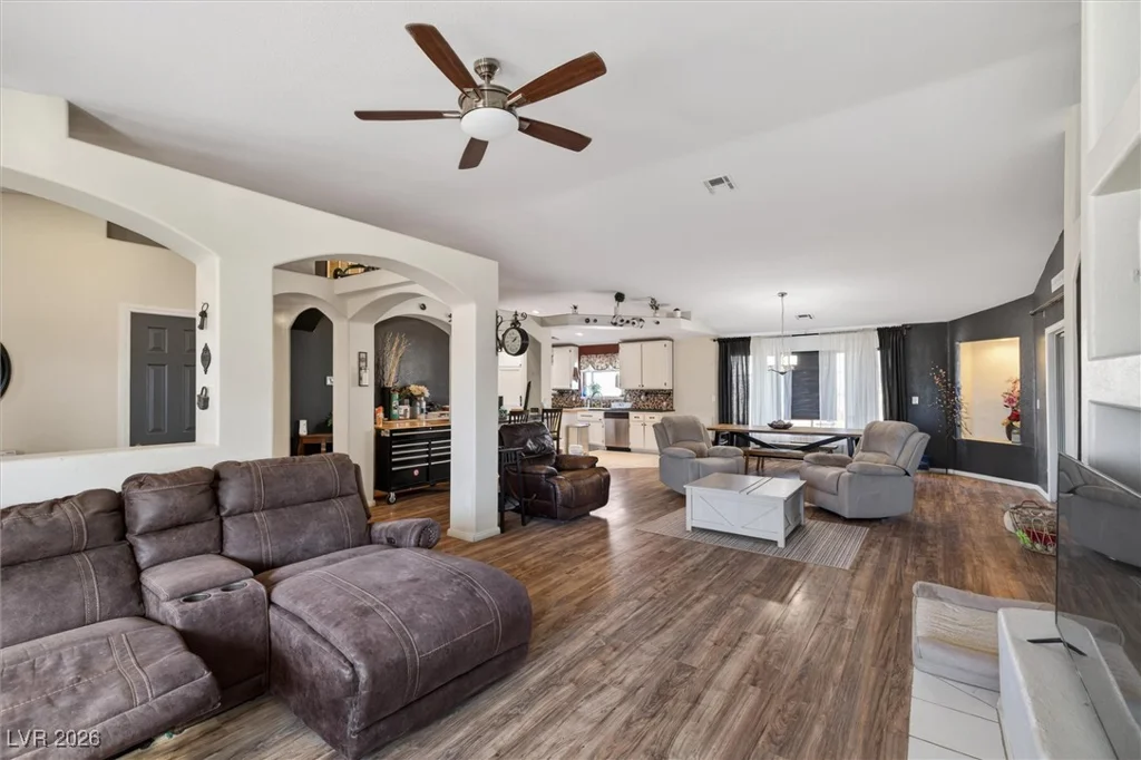 821 Happy, Pahrump, NV 89048
