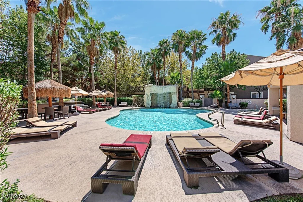 5250 Rainbow, Las Vegas, NV 89118