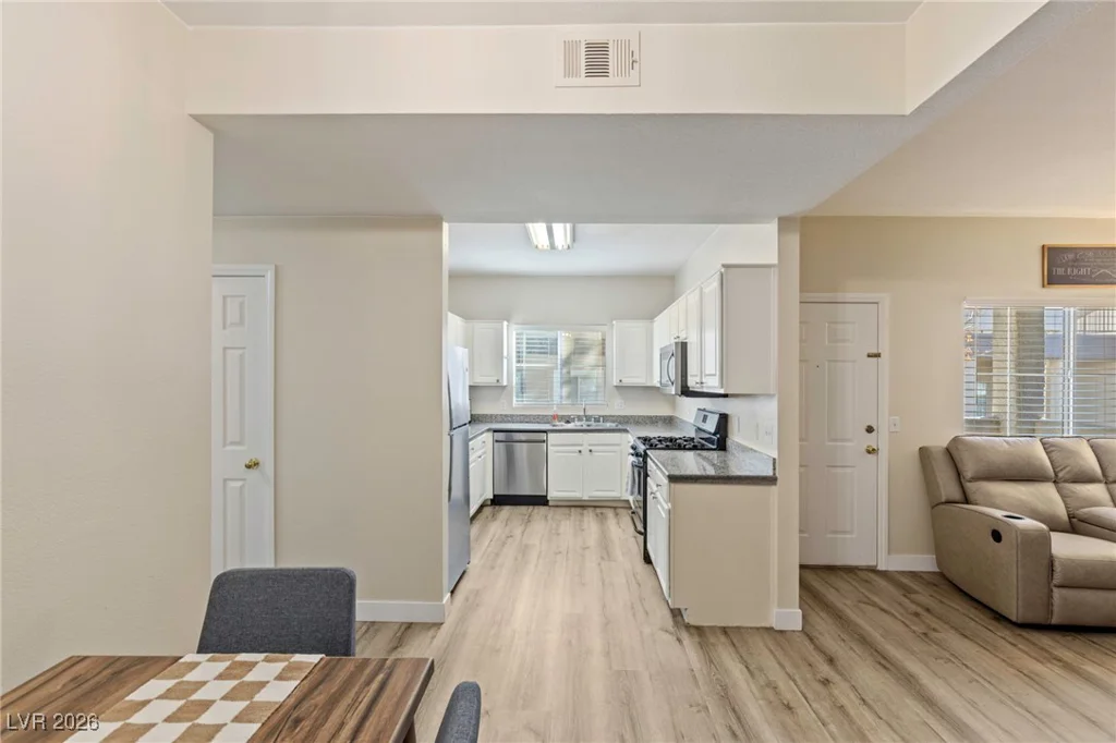 5250 Rainbow, Las Vegas, NV 89118
