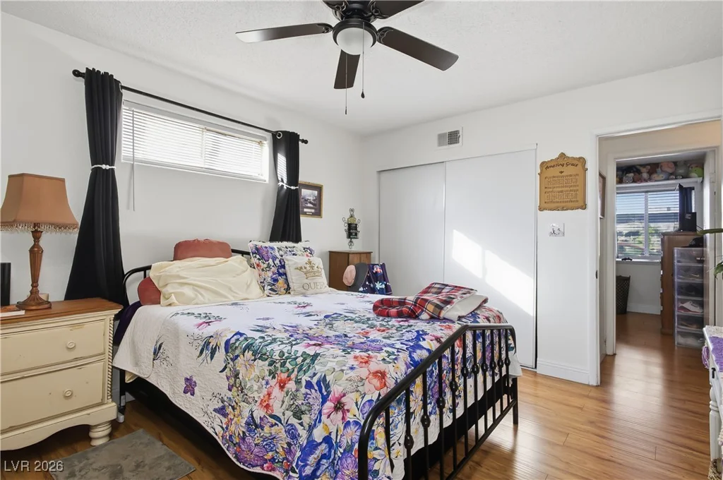 5213 Sugarfoot, Las Vegas, NV 89107