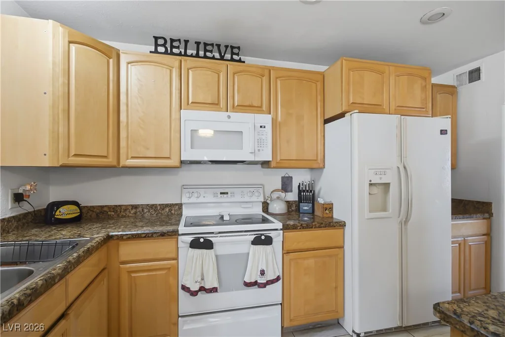 5213 Sugarfoot, Las Vegas, NV 89107