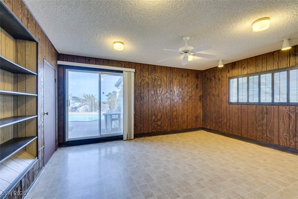 601 Calcutta, Henderson, NV 89015