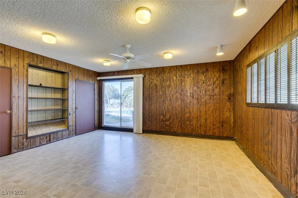 601 Calcutta, Henderson, NV 89015