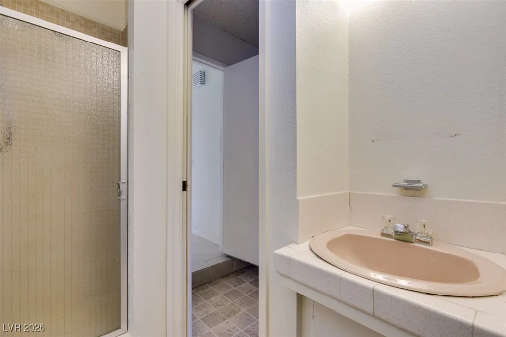 601 Calcutta, Henderson, NV 89015