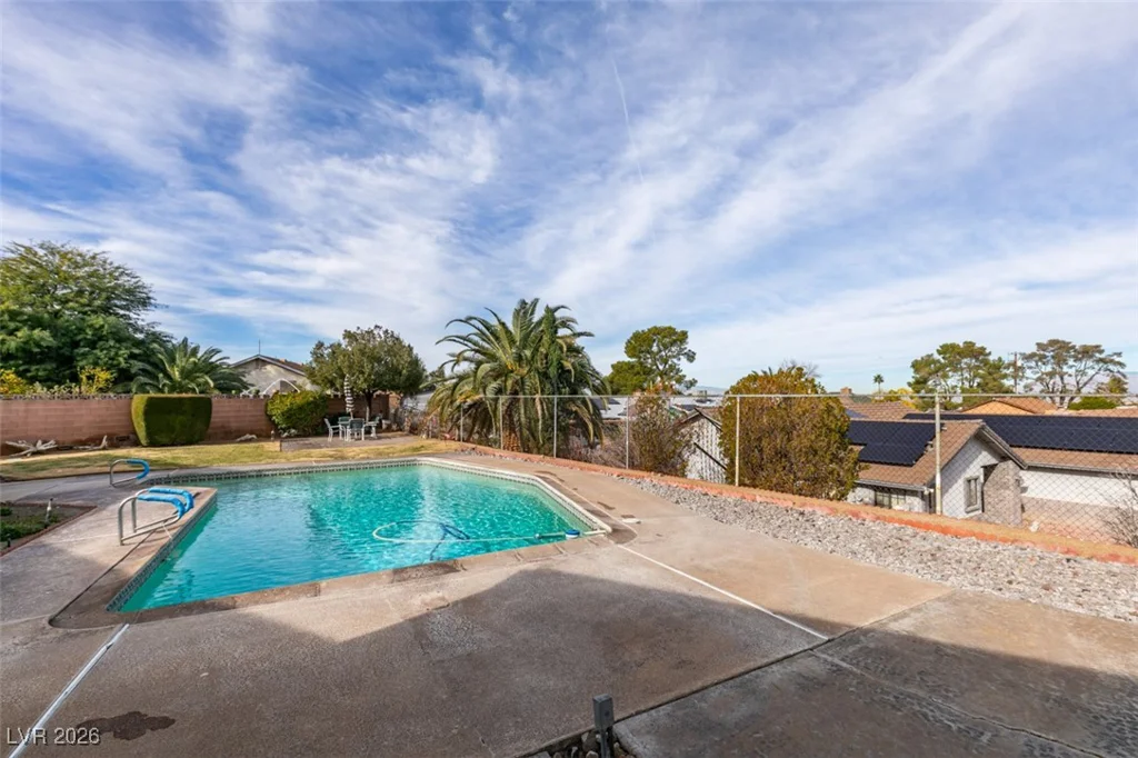 601 Calcutta, Henderson, NV 89015