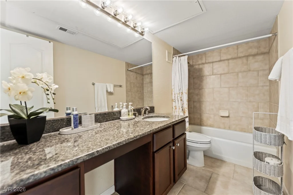 2867 Geary, Las Vegas, NV 89109