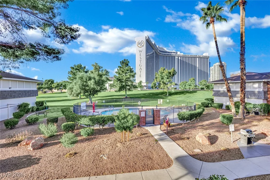2867 Geary, Las Vegas, NV 89109
