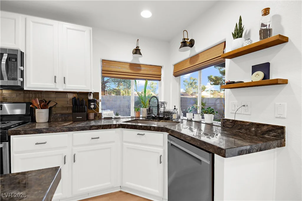 999 Blue Lantern, Henderson, NV 89015