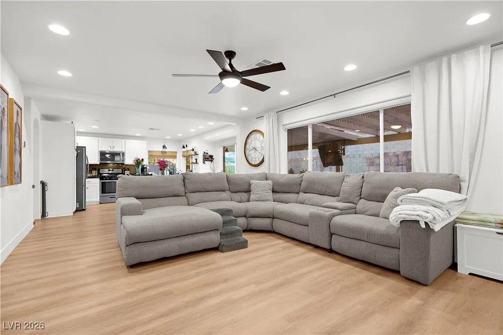 999 Blue Lantern, Henderson, NV 89015