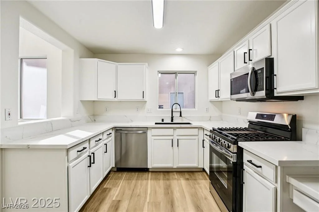 6027 Riflecrest, Las Vegas, NV 89156