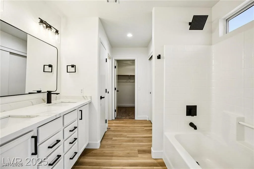 6027 Riflecrest, Las Vegas, NV 89156