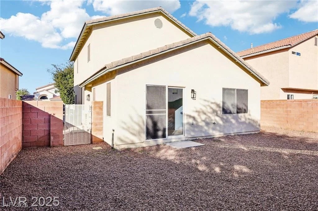 6027 Riflecrest, Las Vegas, NV 89156