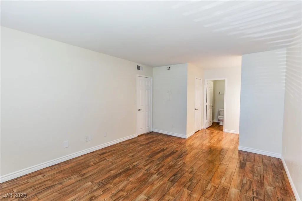 2451 Rainbow, Las Vegas, NV 89108