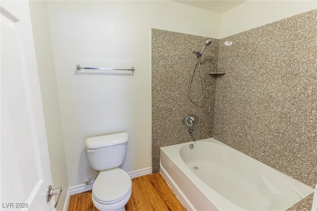 2451 Rainbow, Las Vegas, NV 89108