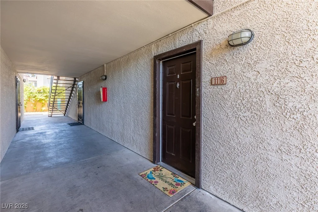 2451 Rainbow, Las Vegas, NV 89108