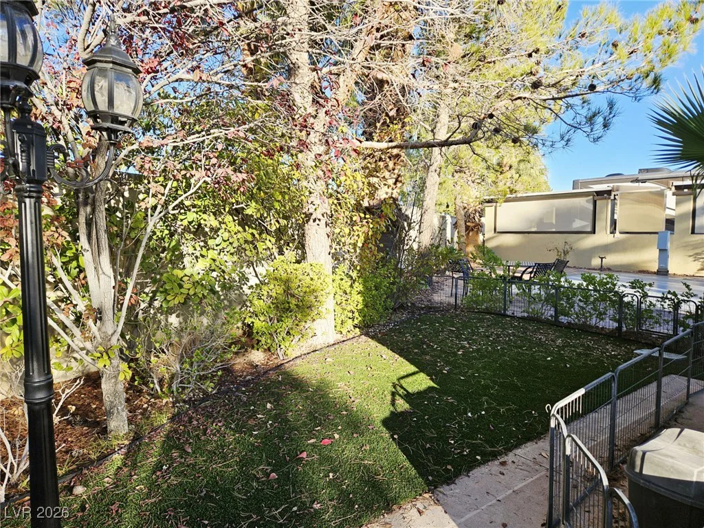 8175 Arville, Las Vegas, NV 89139