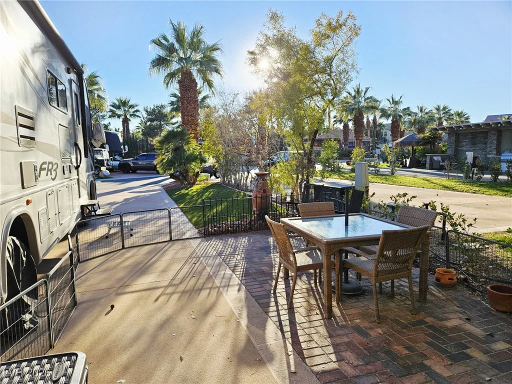 8175 Arville, Las Vegas, NV 89139