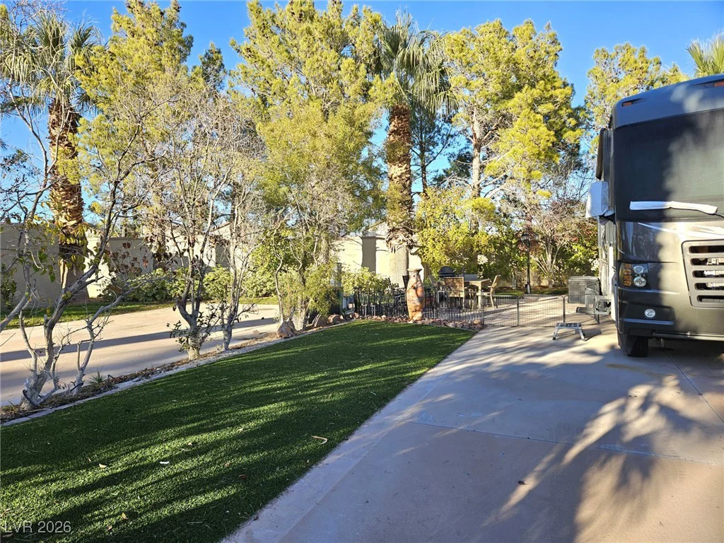 8175 Arville, Las Vegas, NV 89139
