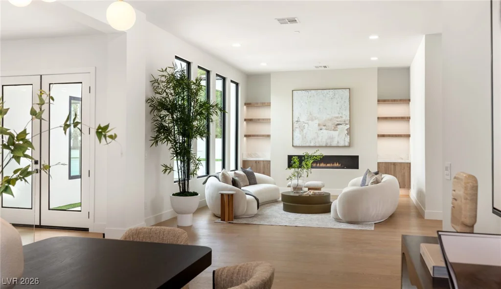 204 Luxaire, Las Vegas, NV 89144