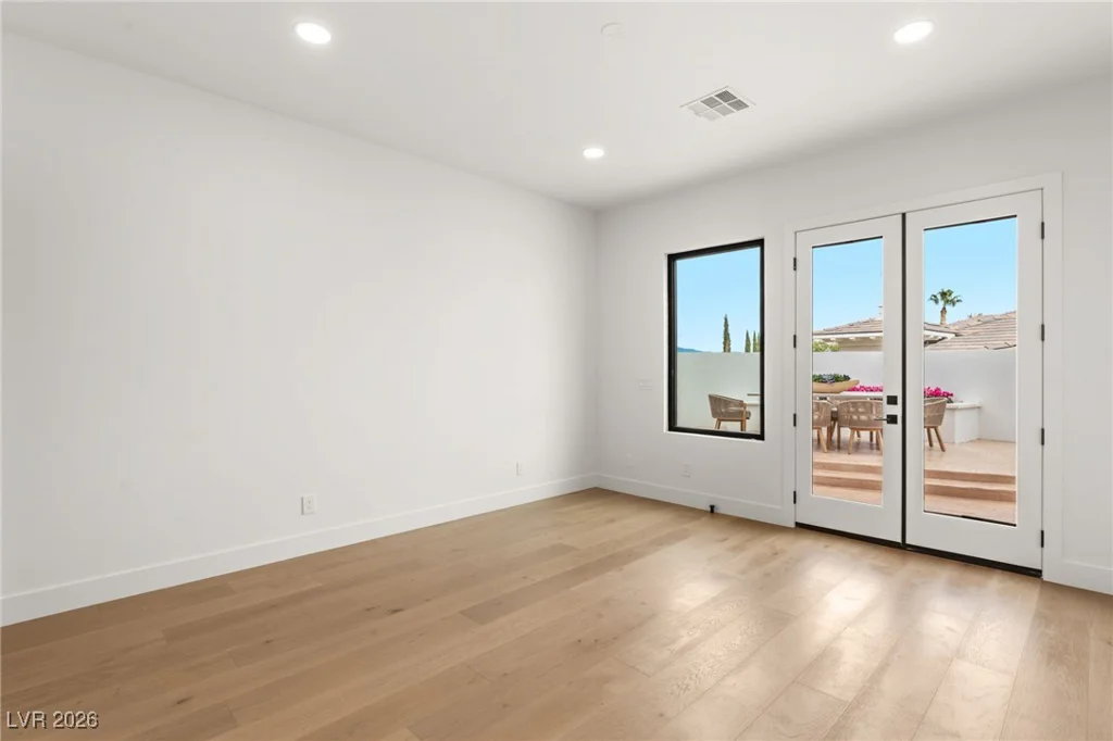 204 Luxaire, Las Vegas, NV 89144
