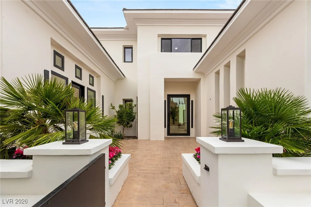 204 Luxaire, Las Vegas, NV 89144