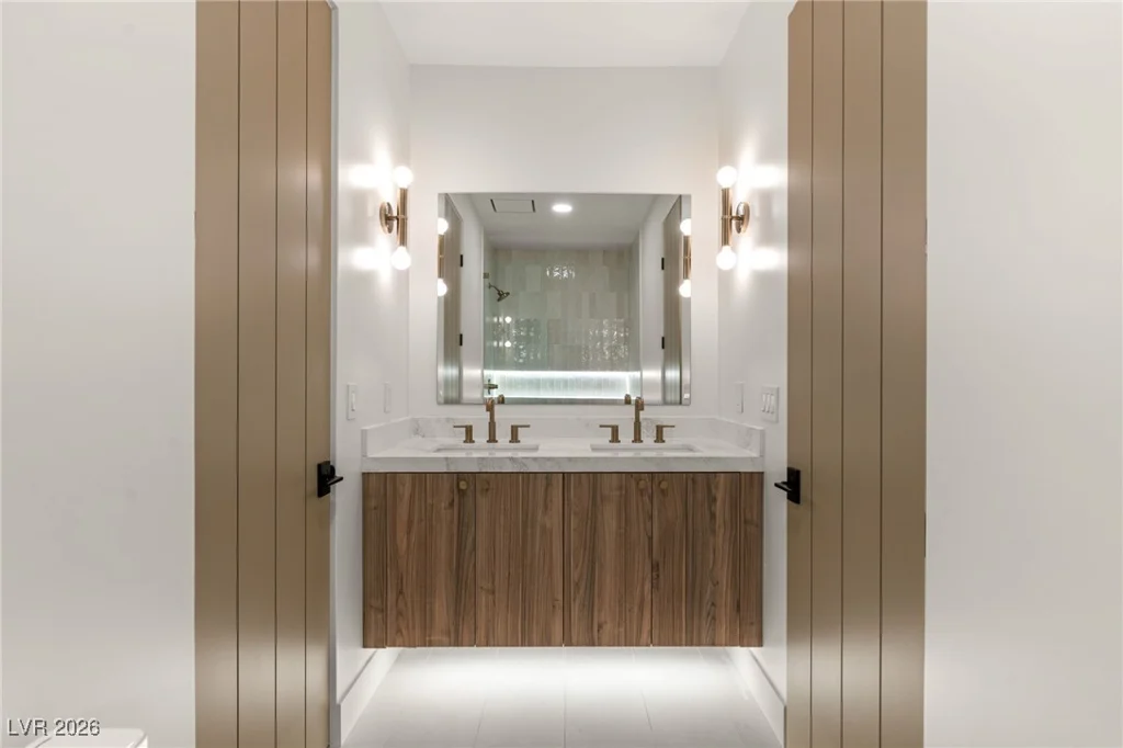 204 Luxaire, Las Vegas, NV 89144
