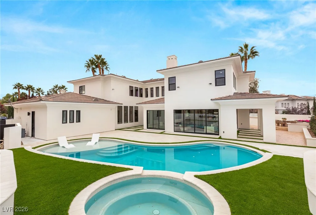 204 Luxaire, Las Vegas, NV 89144