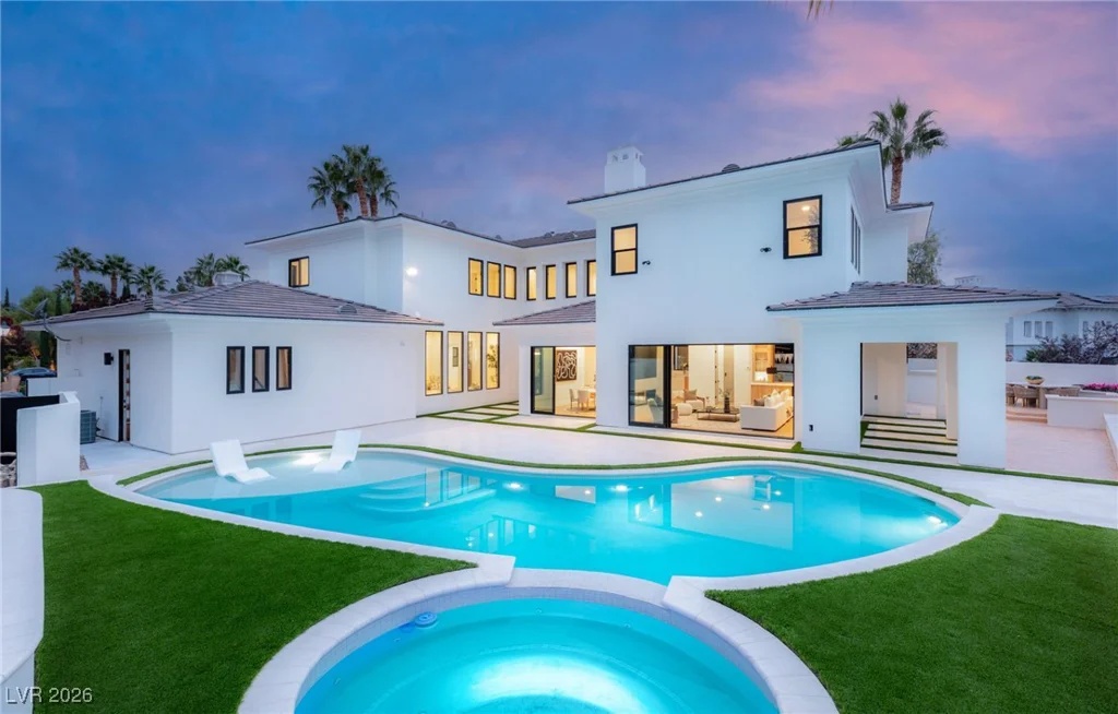 204 Luxaire, Las Vegas, NV 89144