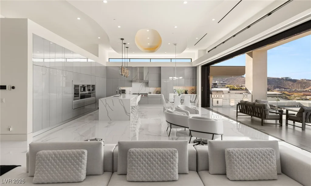 667 Solitude Rock, Henderson, NV 89012