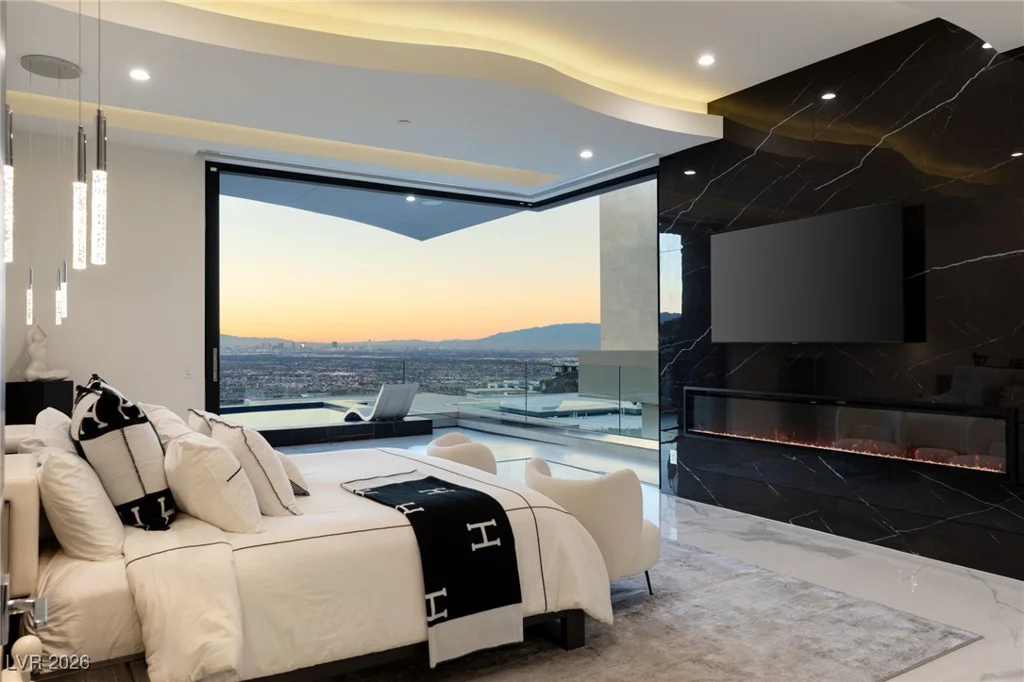 667 Solitude Rock, Henderson, NV 89012