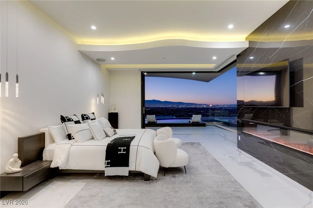 667 Solitude Rock, Henderson, NV 89012