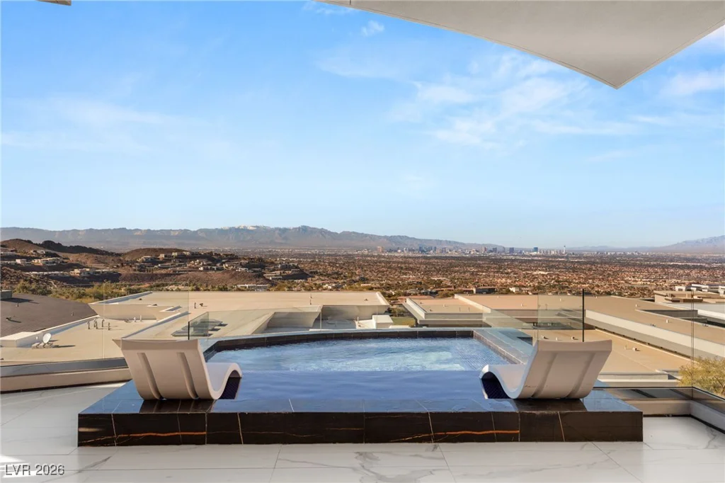 667 Solitude Rock, Henderson, NV 89012