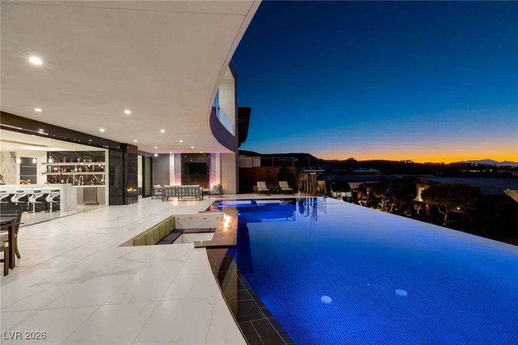 667 Solitude Rock, Henderson, NV 89012