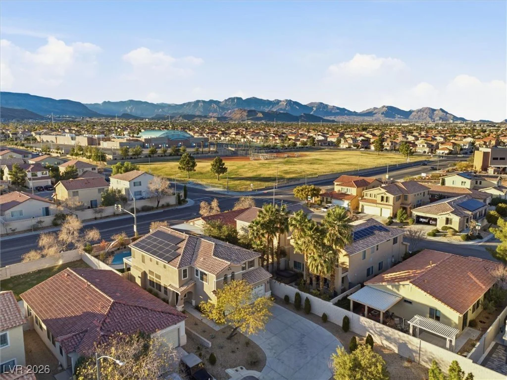 5521 Valley Canyon, Las Vegas, NV 89148