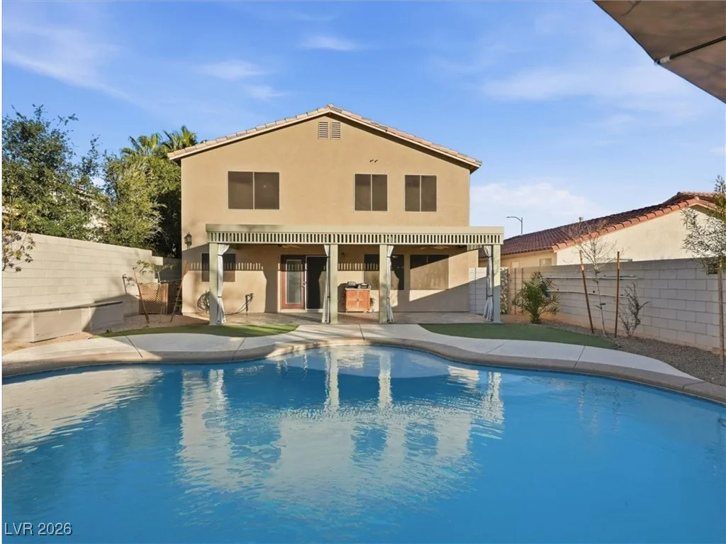 5521 Valley Canyon, Las Vegas, NV 89148