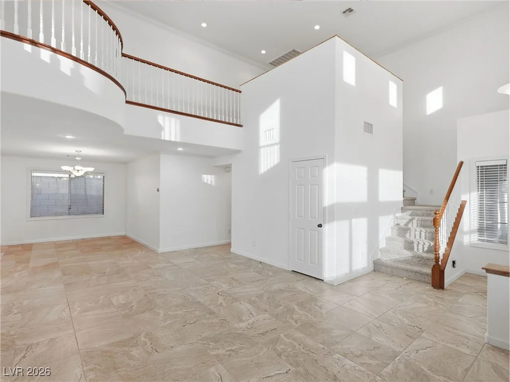 5521 Valley Canyon, Las Vegas, NV 89148