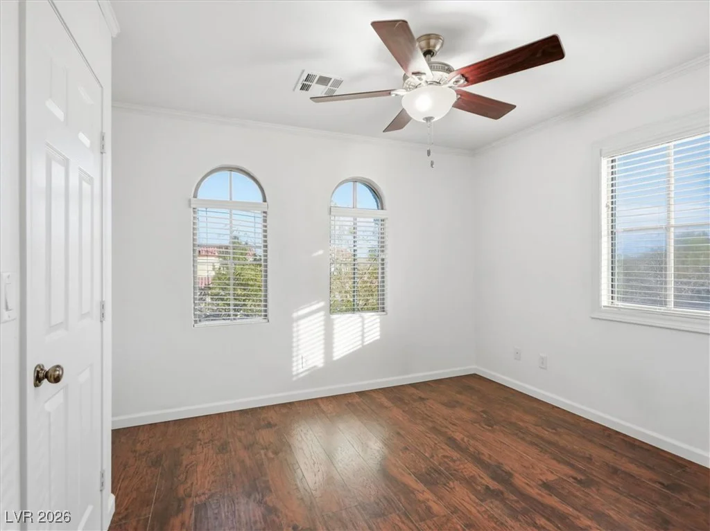 5521 Valley Canyon, Las Vegas, NV 89148