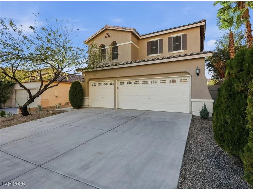 5521 Valley Canyon, Las Vegas, NV 89148