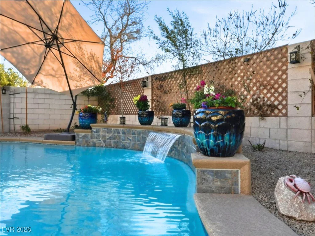 5521 Valley Canyon, Las Vegas, NV 89148