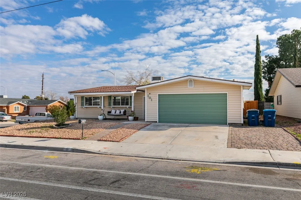 101 Cimarron, Las Vegas, NV 89145