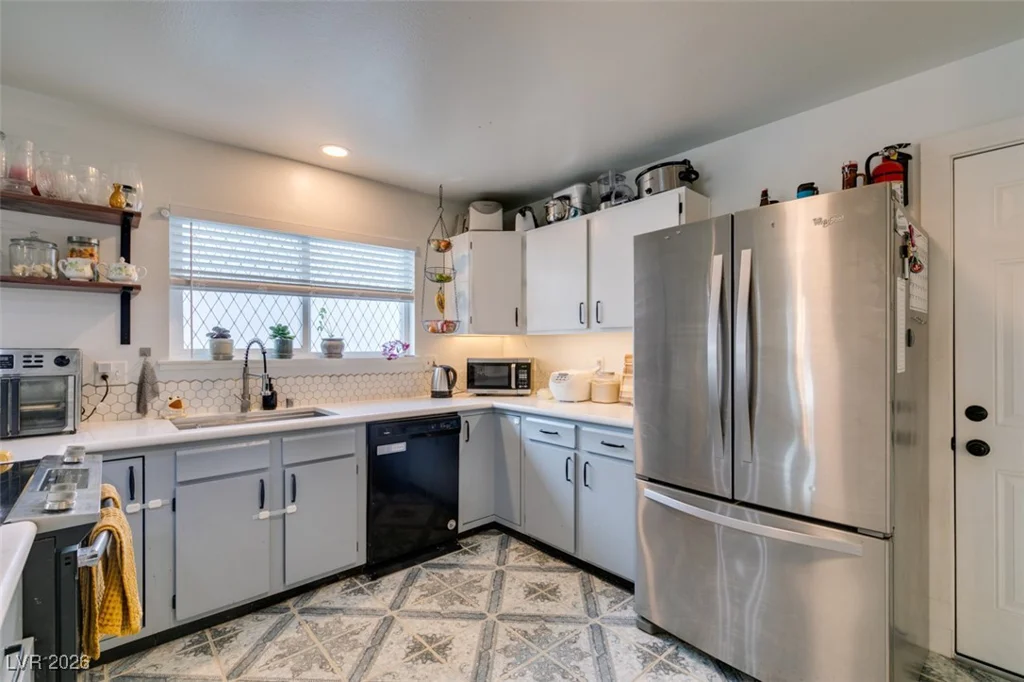101 Cimarron, Las Vegas, NV 89145