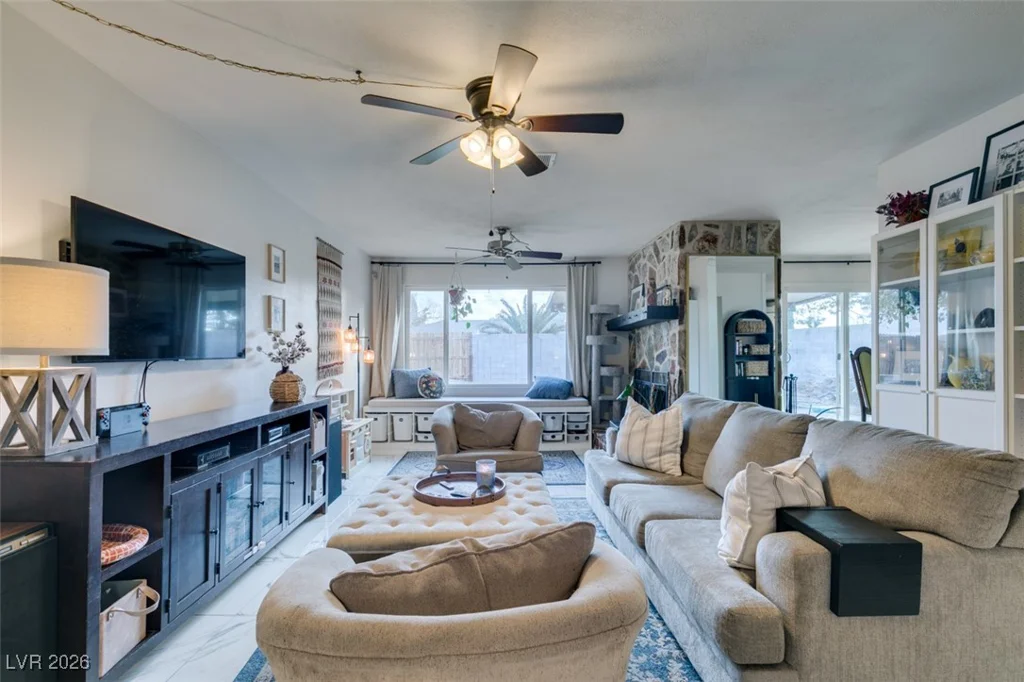 101 Cimarron, Las Vegas, NV 89145