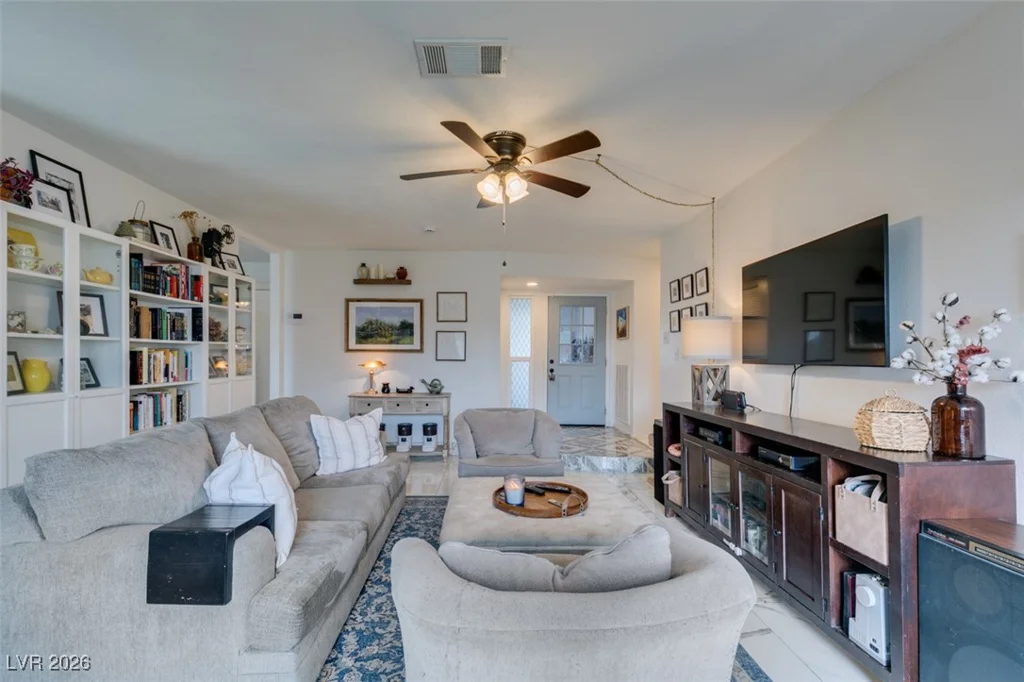 101 Cimarron, Las Vegas, NV 89145