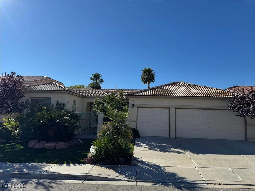 9927 Ridge Manor, Las Vegas, NV 89148
