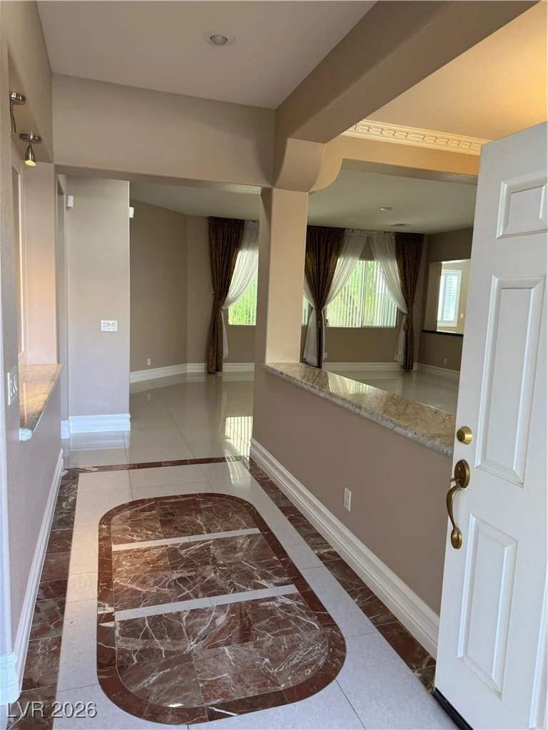9927 Ridge Manor, Las Vegas, NV 89148