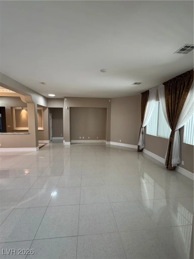 9927 Ridge Manor, Las Vegas, NV 89148